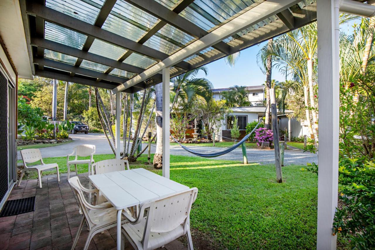Bush Village Holiday Cabins Airlie Beach Exterior photo
